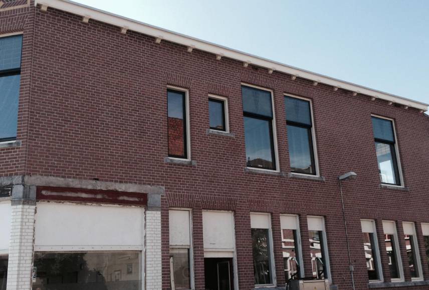 Professioneel huis zandstralen voor gevelrenovatie door specialisten